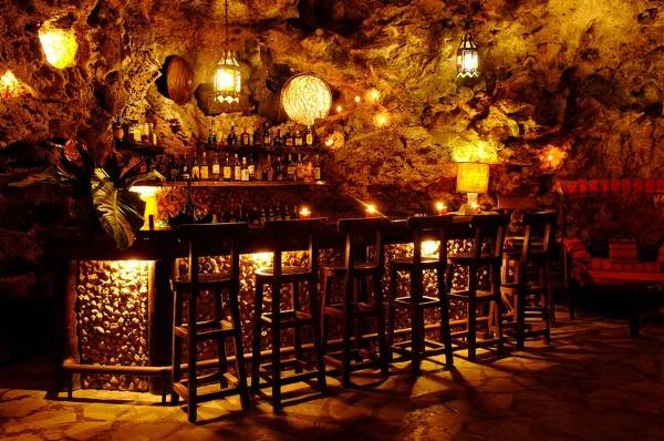 Ali Barbour's Cave Restaurant (7).jpg