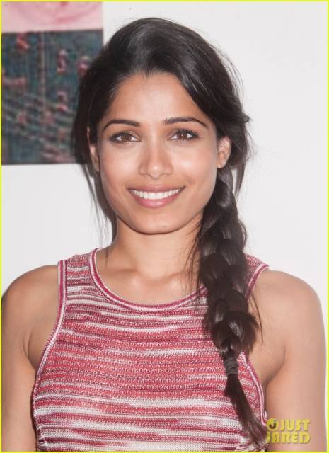 600full-freida-pinto (25).jpg