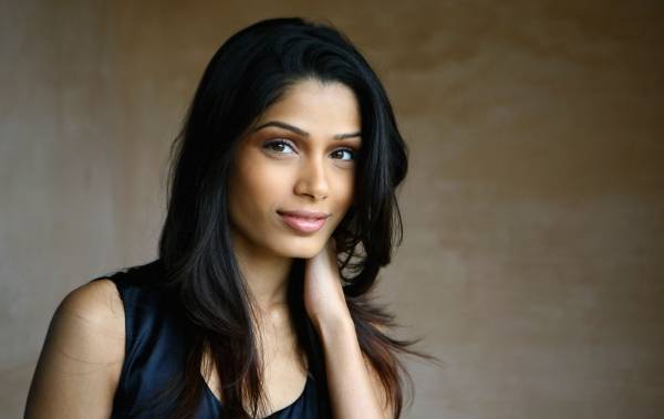 600full-freida-pinto22.jpg