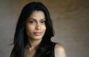 600full-freida-pinto2222.jpg